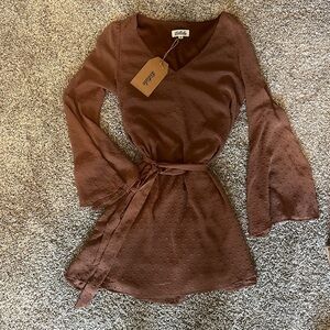 Dotted brown bell sleeve dress